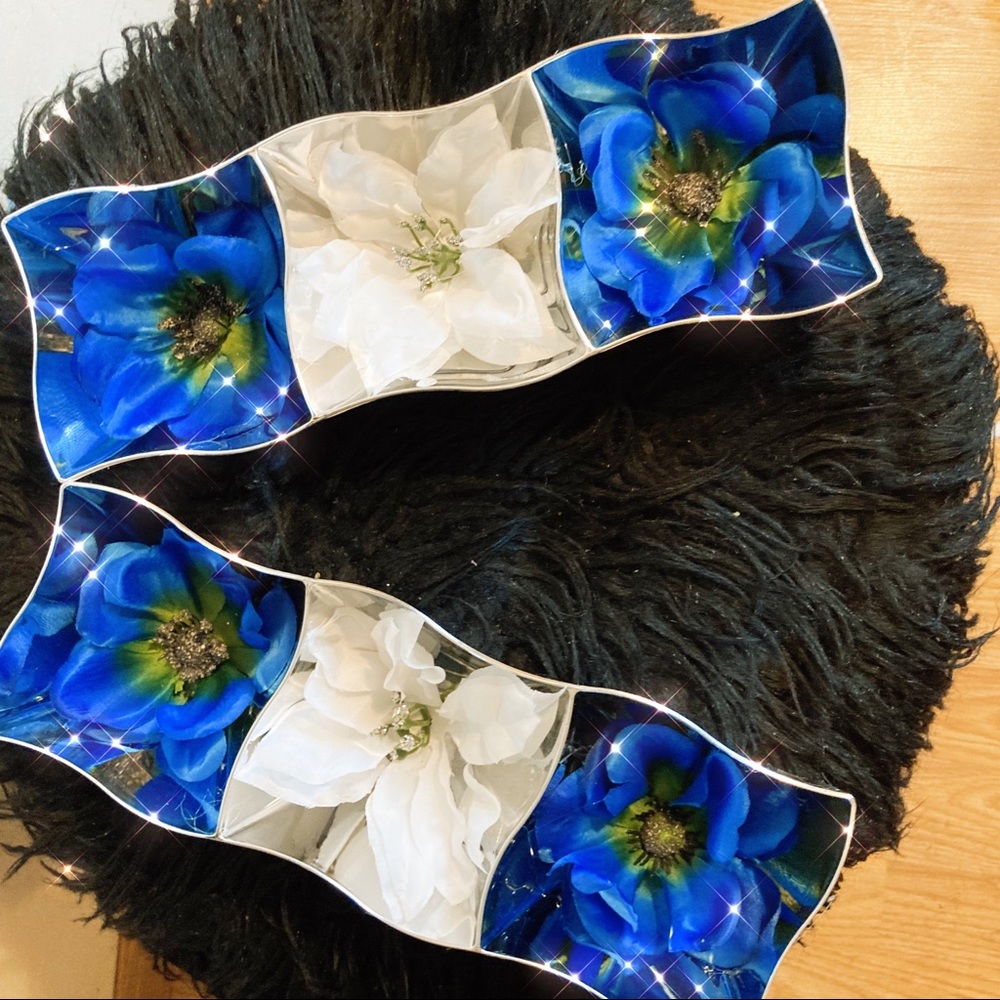 Blue and holiday decor